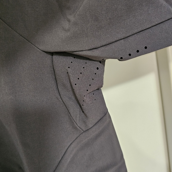 NWOT Gymshark Men’s Onyx Gray Studio Jacket - Picture 11 of 12